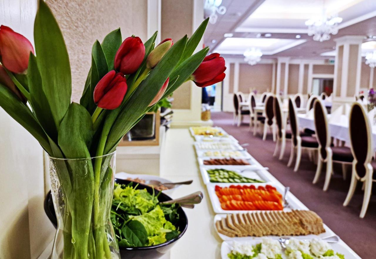Hotel Prezydencki 4-star Rzeszów Buitenkant foto