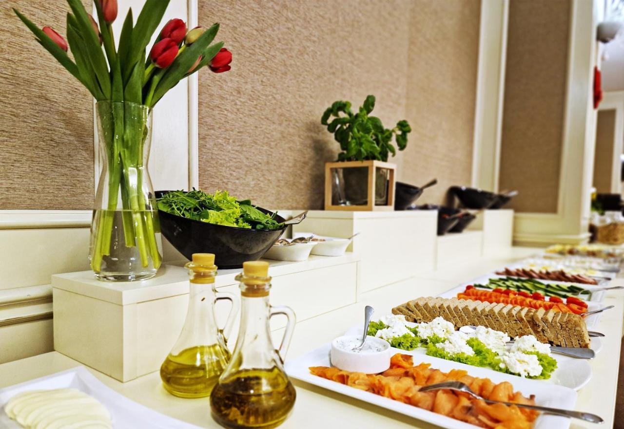 Hotel Prezydencki 4-star Rzeszów Buitenkant foto
