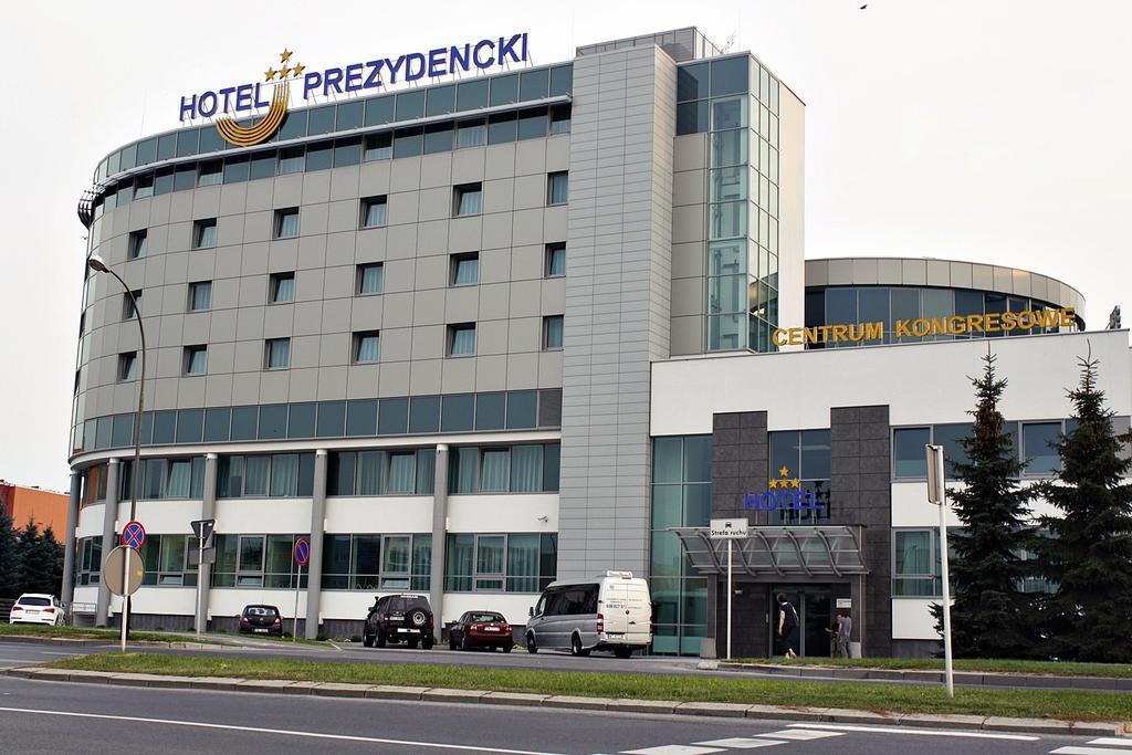 Hotel Prezydencki 4-star Rzeszów Buitenkant foto