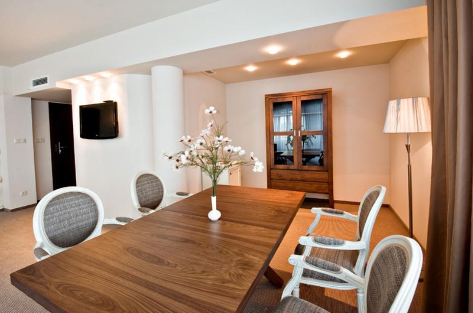 Hotel Prezydencki 4-star Rzeszów Buitenkant foto